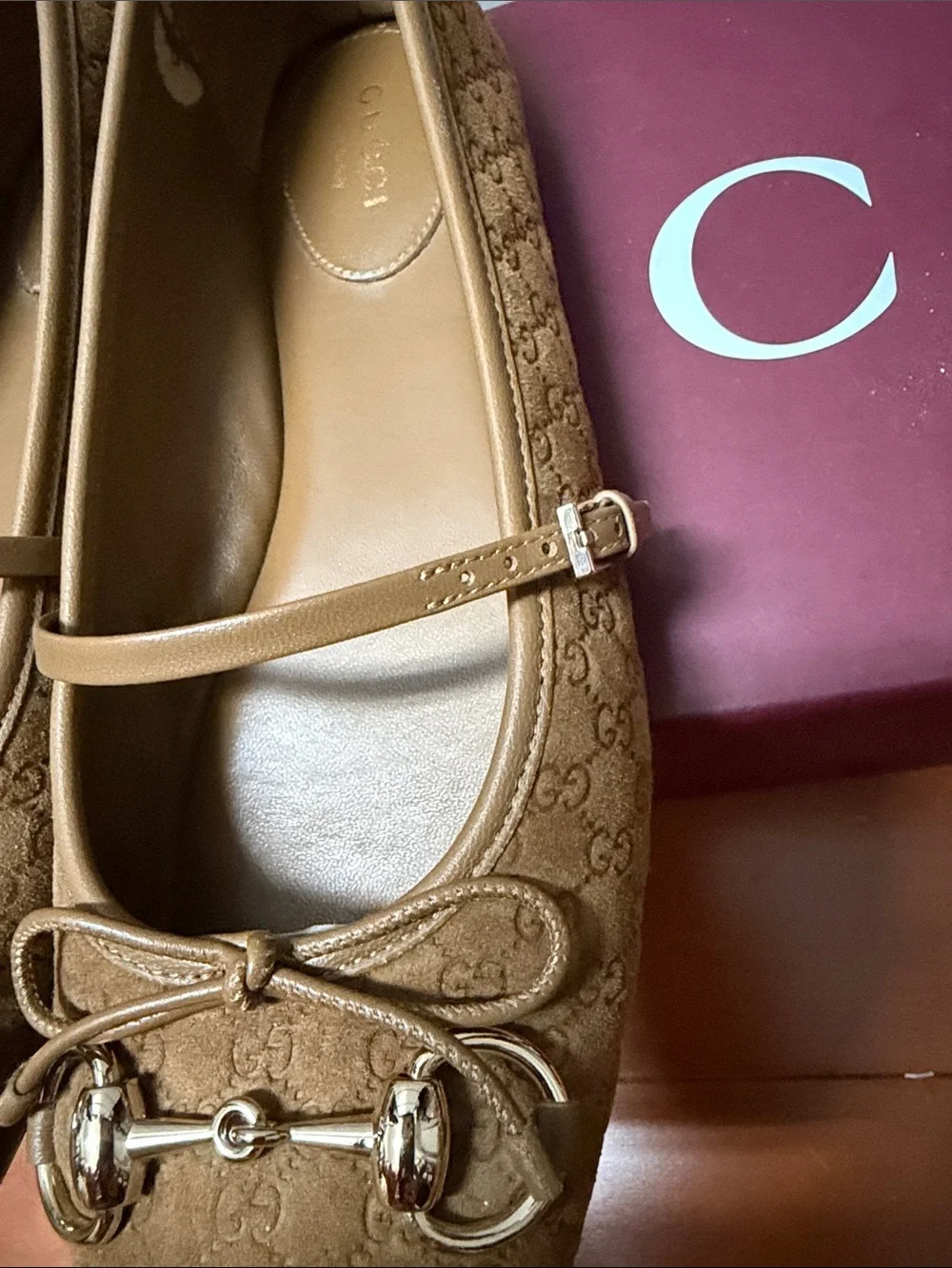 Gucci Tan Signature GG Horsebit Mary Jane Flats